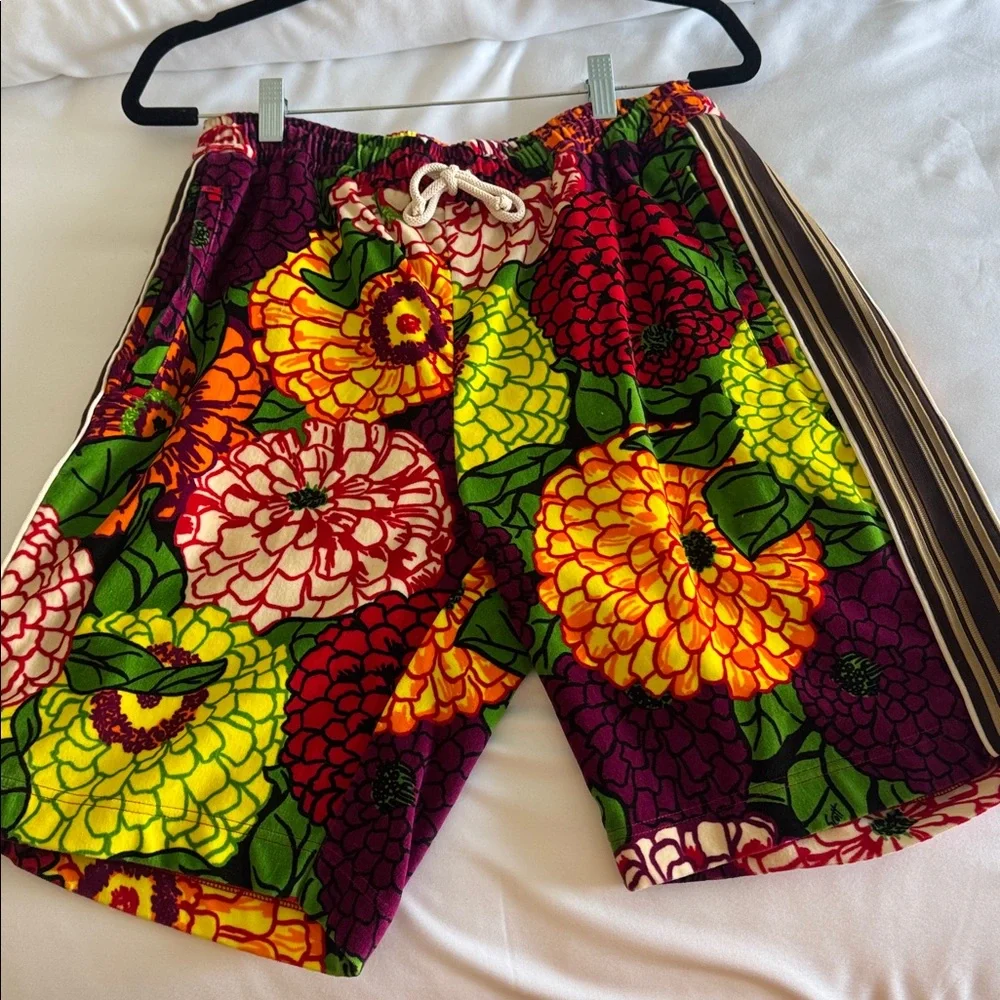 Gucci Multicolor Floral Shorts - Picture 1 of 4